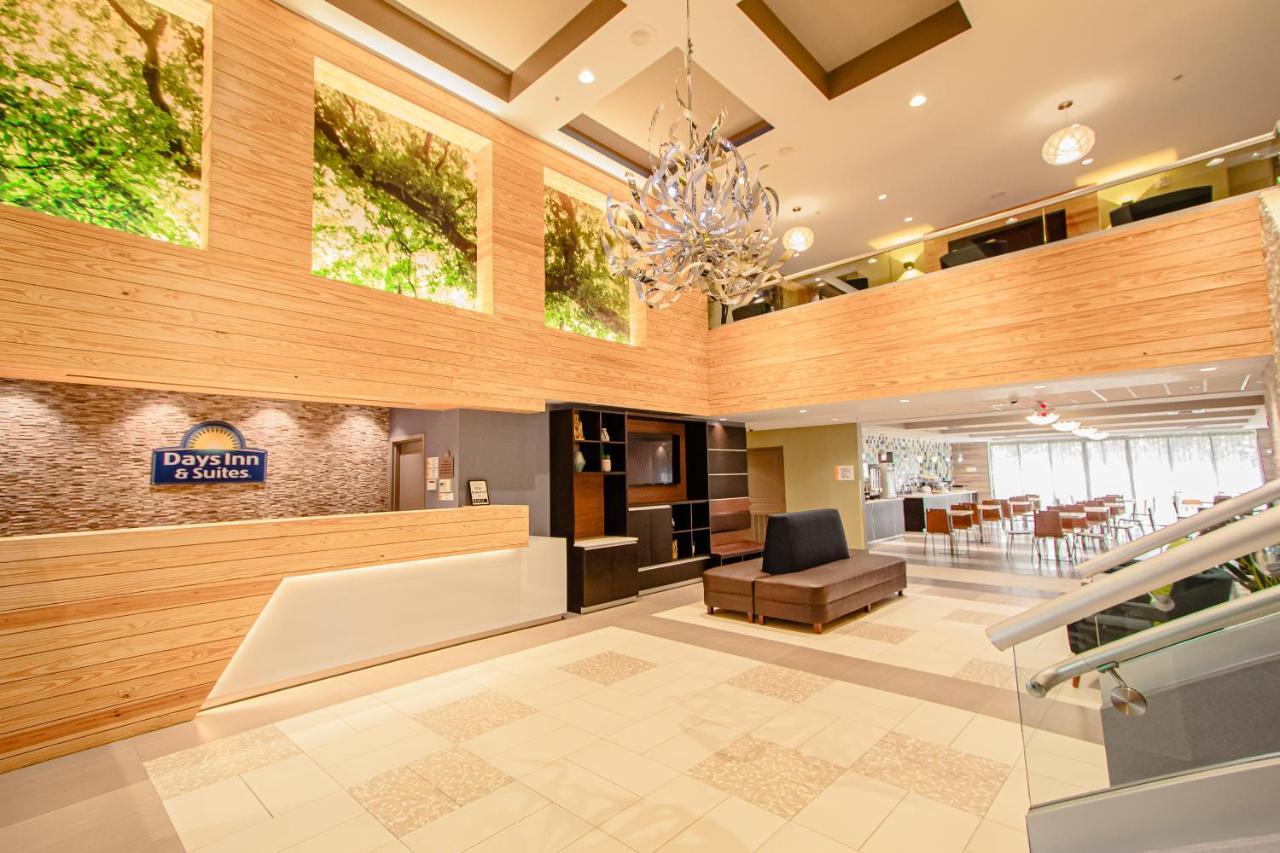 Days Inn & Suites By Wyndham Fort Myers Near Jetblue Park Dış mekan fotoğraf